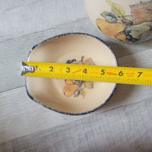 Home & Garden Party Lidded Canister Potpourri Jar Grapevine Fruit Design - Picture 9 of 9